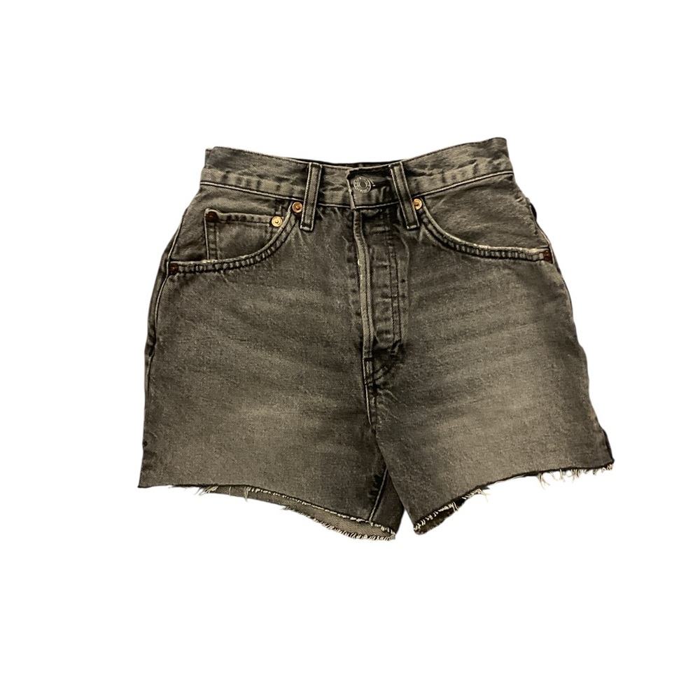 Re/Done Woman’s Midnight Ash Denim Shorts